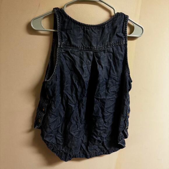 Cloth and Stone Denim Tank Top Size Small with button sides - Picture 6 of 6